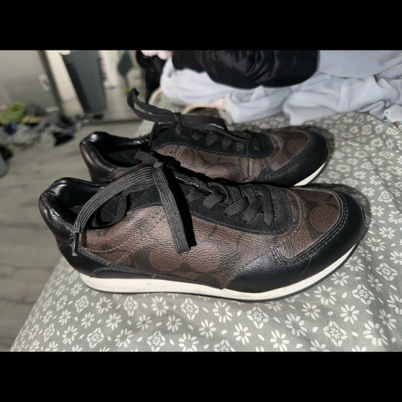 Coach Shoes - Picture 1 of 5